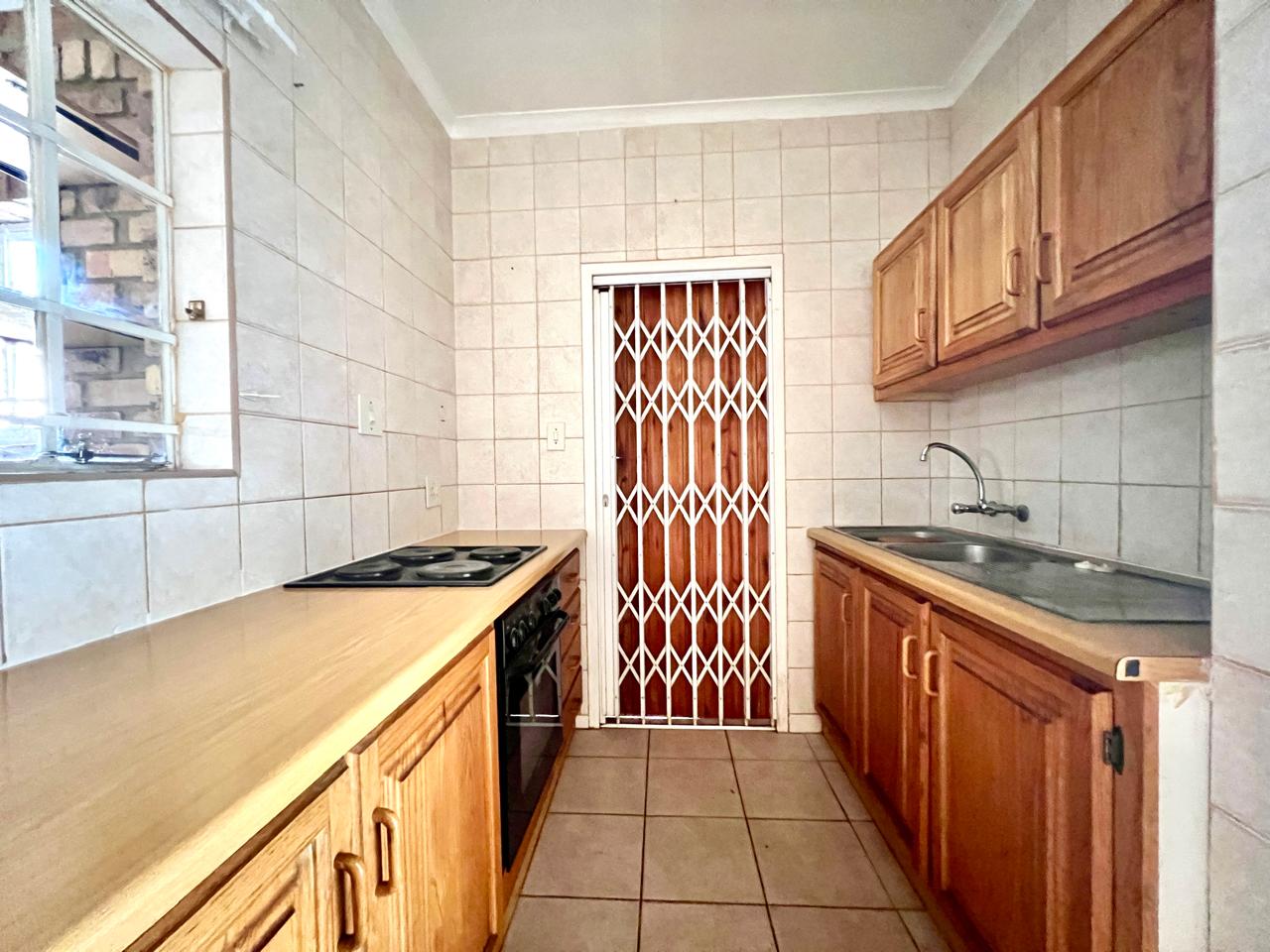 To Let 2 Bedroom Property for Rent in Die Bult North West